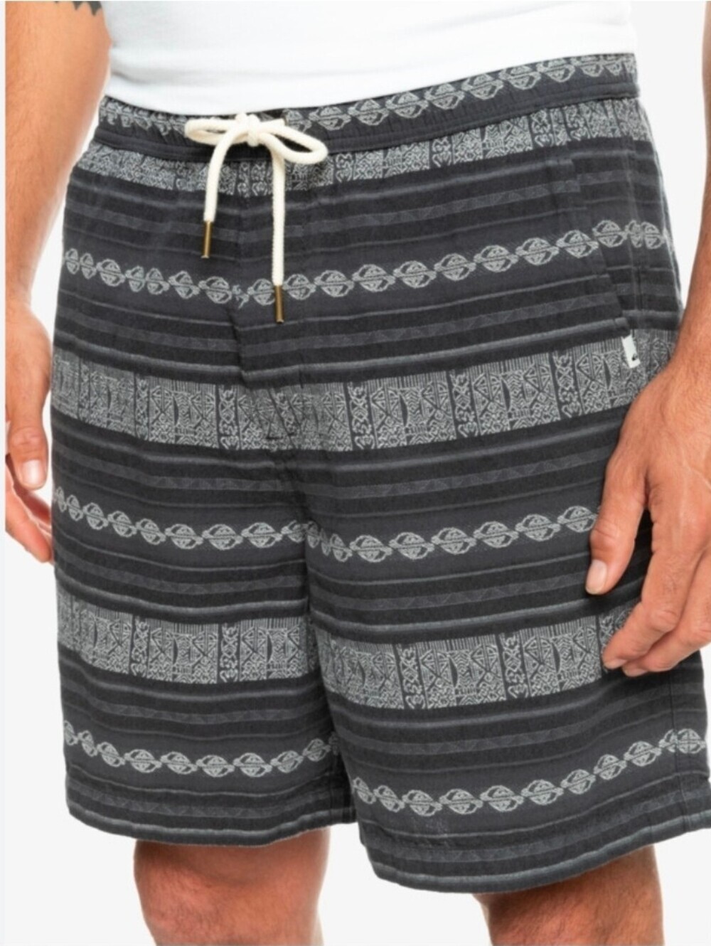 Quicksilver | NWT Taxer Jacquard Cotton Shorts Size Small